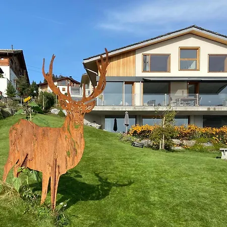 Casa Admisa, Spektakulaere Aussicht, In And Out, Hochwertige Einrichtung, Valserstein Und Eiche * Flims