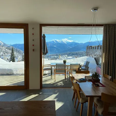 Casa Admisa, Spektakulaere Aussicht, In And Out, Hochwertige Einrichtung, Valserstein Und Eiche Appartamento Flims