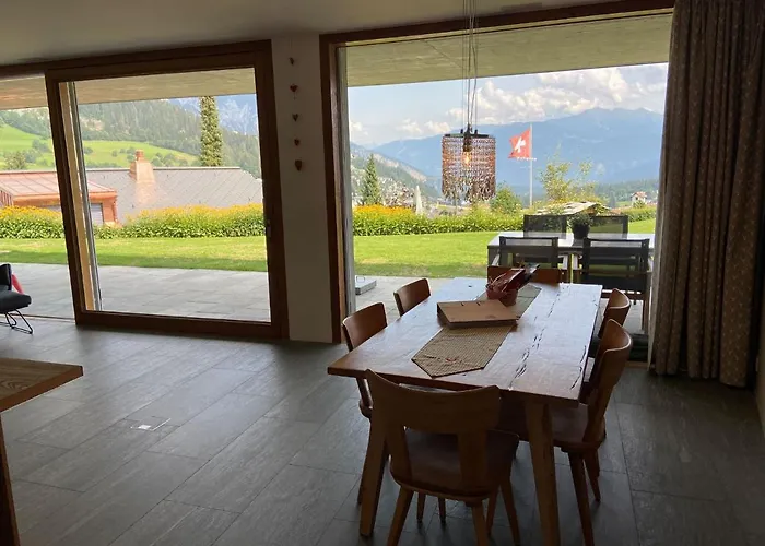 Casa Admisa, Spektakulaere Aussicht, In And Out, Hochwertige Einrichtung, Valserstein Und Eiche Daire