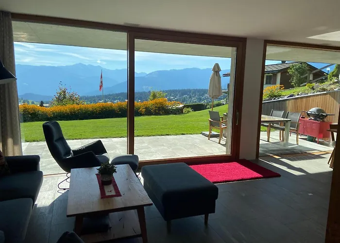 Casa Admisa, Spektakulaere Aussicht, In And Out, Hochwertige Einrichtung, Valserstein Und Eiche Daire Flims