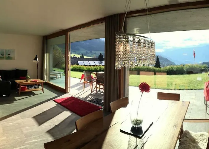 Casa Admisa, Spektakulaere Aussicht, In And Out, Hochwertige Einrichtung, Valserstein Und Eiche Flims