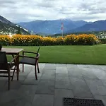 Casa Admisa, Spektakulaere Aussicht, In And Out, Hochwertige Einrichtung, Valserstein Und Eiche شقة