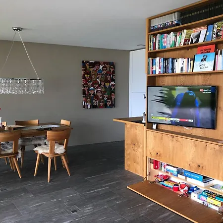 شقة Casa Admisa, Spektakulaere Aussicht, In And Out, Hochwertige Einrichtung, Valserstein Und Eiche *
