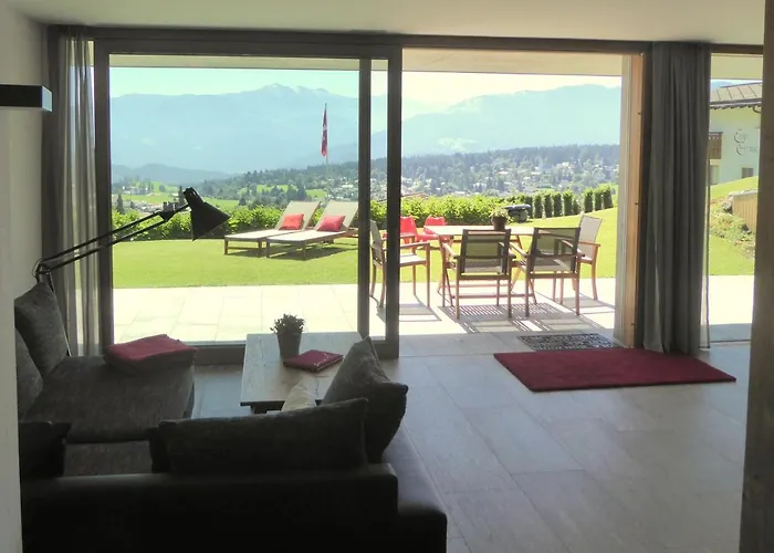 Casa Admisa, Spektakulaere Aussicht, In And Out, Hochwertige Einrichtung, Valserstein Und Eiche Flims