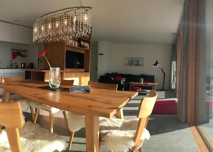 Casa Admisa, Spektakulaere Aussicht, In And Out, Hochwertige Einrichtung, Valserstein Und Eiche * Flims